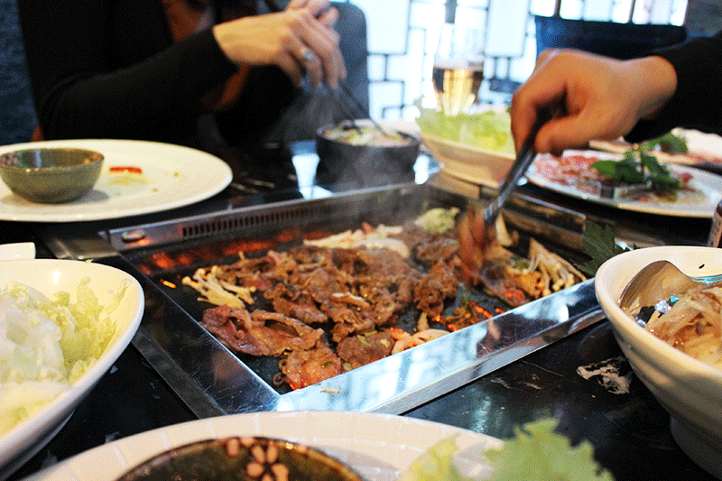 Coréen Barbecue vous fait voyager par-delà les continents